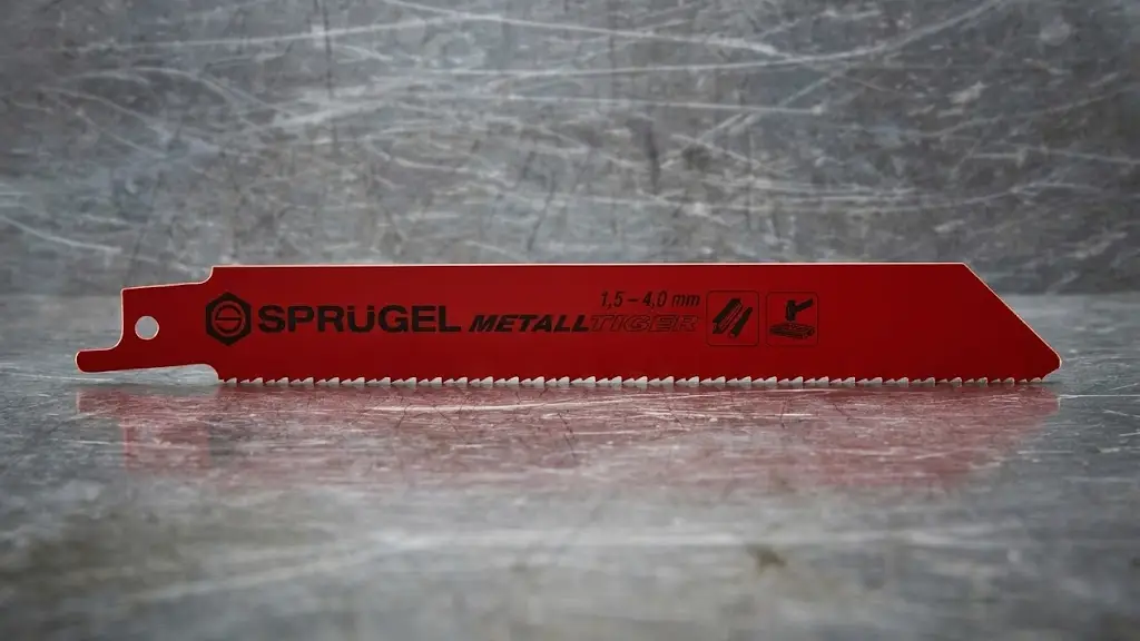 Säbelsägeblatt für Metall in rot