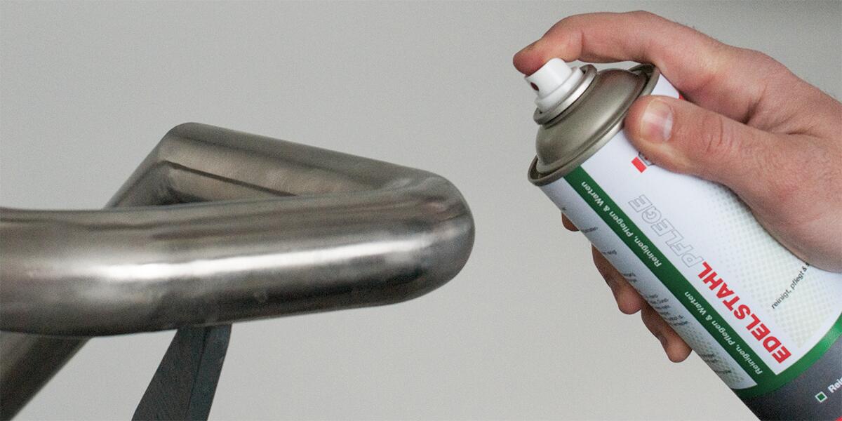 EDELSTAHLPFLEGE 400 ml / Dose.